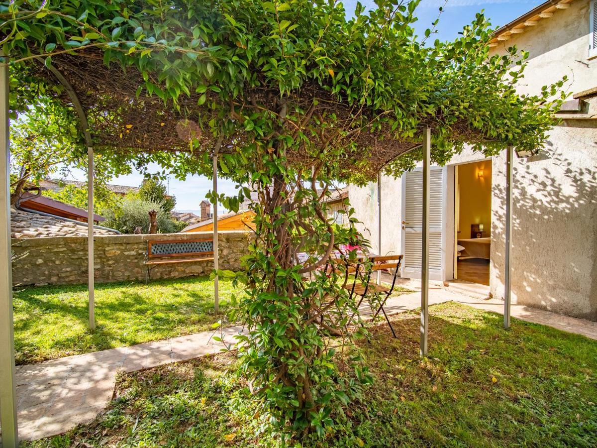 Hotel Terrazza Santa Chiara Assisi Exterior foto